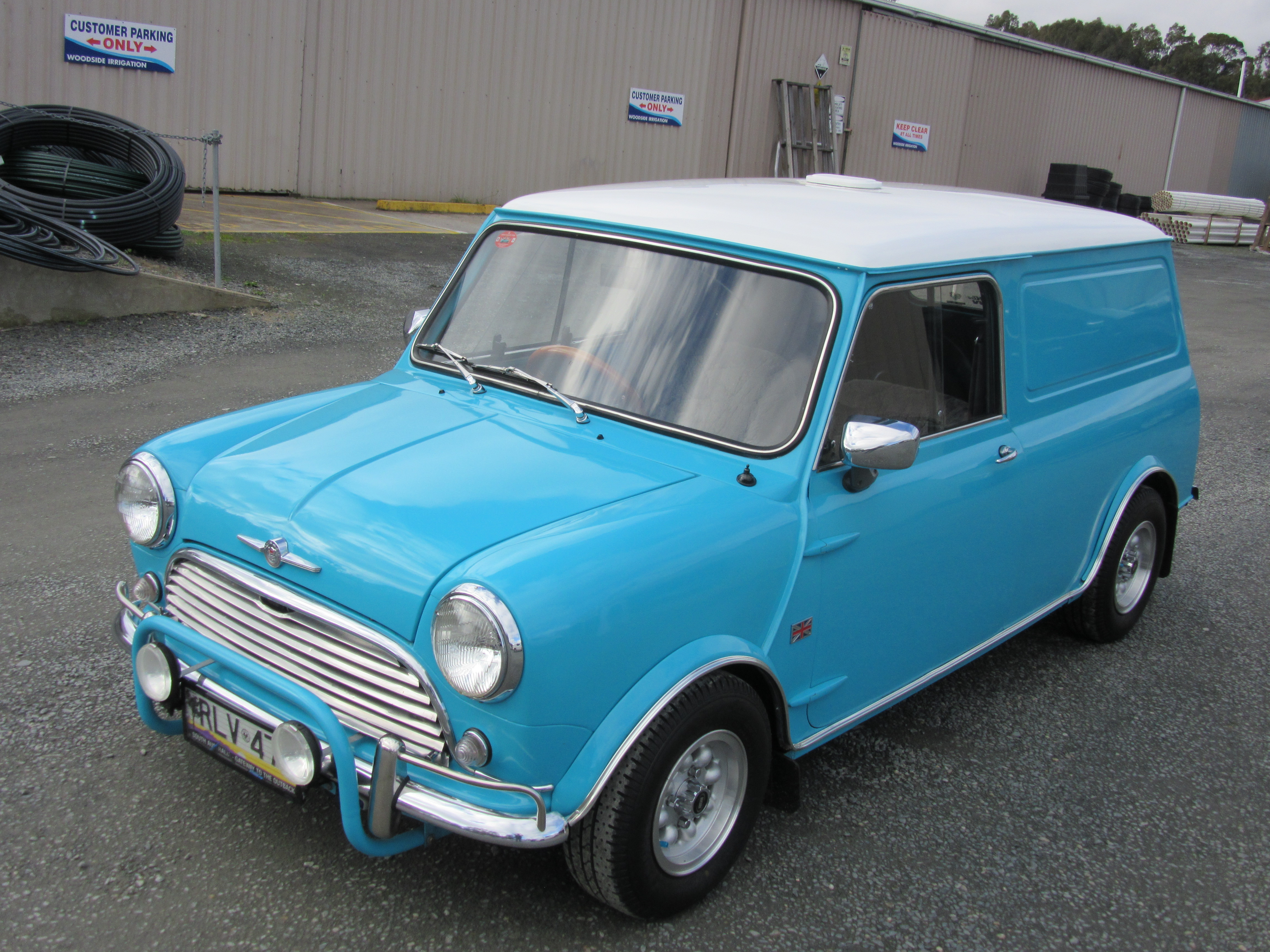 1965 Mini Panel Van – Collectable Classic Cars